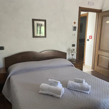 River Hotel Castel Di Sangro Exterior foto